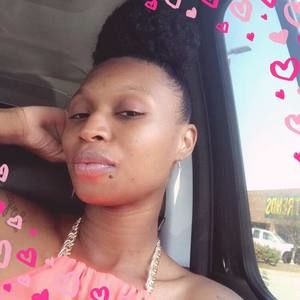 Meet your Posher, Brittney